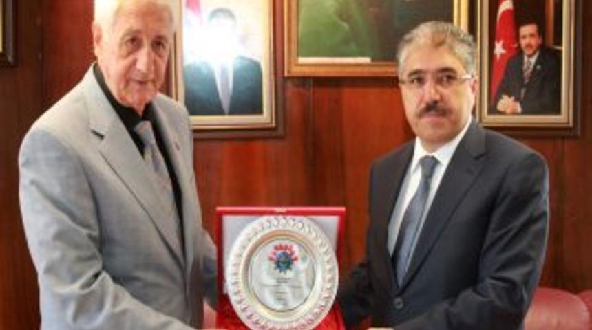 Bartın'a Atanan Vali &Ccedil;ınar'dan Başkan Dede'ye Veda Ziyareti