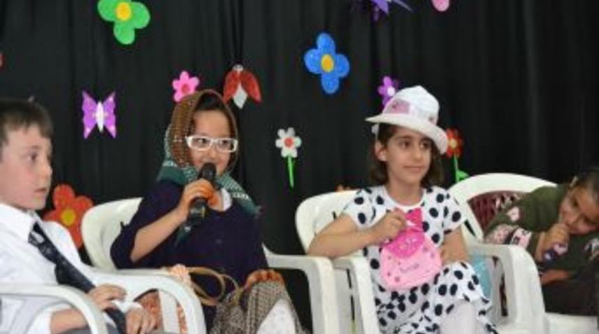 Minikler Oynadı, Veliler Eğlendi