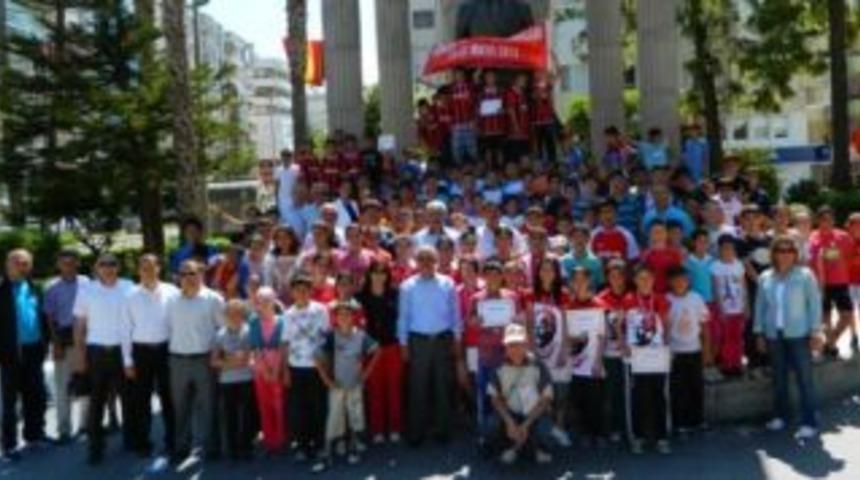 Kumluca'da Gen&ccedil;lik Haftası Koşusu Yapıldı