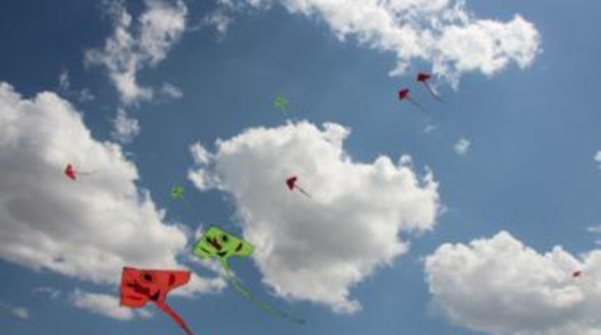 Gölpark uçurtma doldu