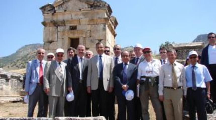 Hierapolis Kazılarında İtalyanların 56 Yıllık Hakimiyeti Sona Eriyor