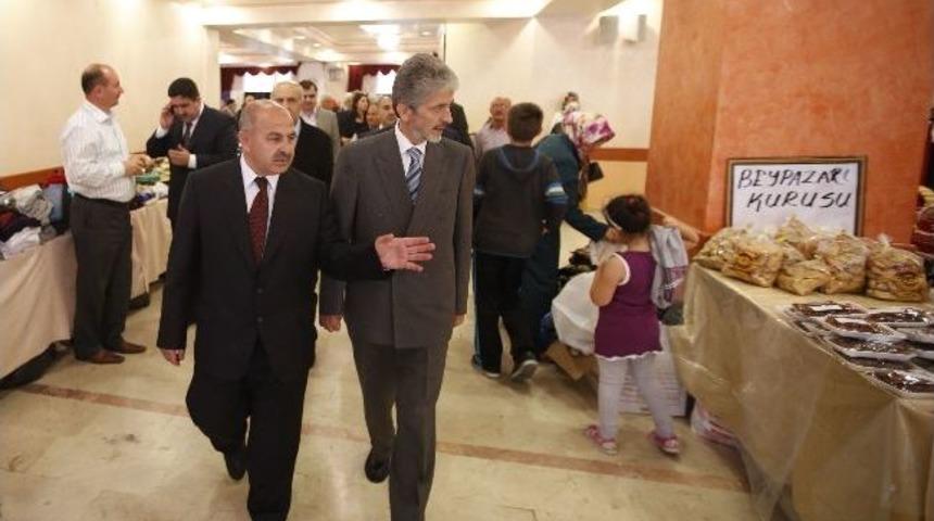 Sincan Belediye Başkanı Tuna, Kermes A&ccedil;ılışına Katıldı