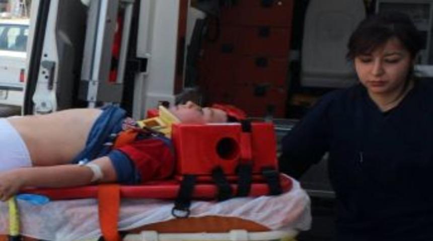 Ağa&ccedil;tan D&uuml;şen &Ccedil;ocuk Hastanelik Oldu