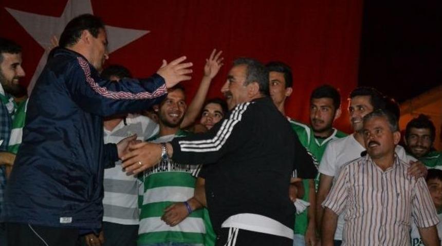 Kale&rsquo;de Mezuniyet Ve Kupa Heyecanı Bir Arada