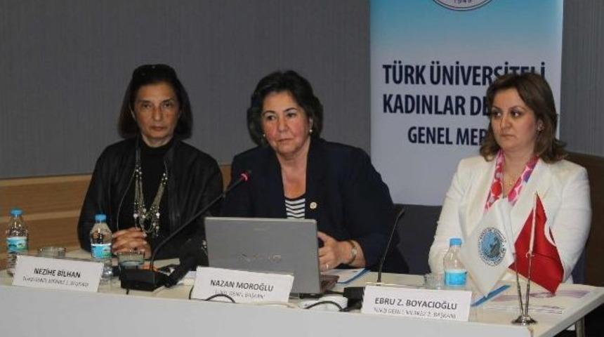 T&uuml;kd Başkanı Moroğlu: &ldquo;kadına Şiddet &Ccedil;ocuk Gelinlerin &Ouml;nlenmesiyle Olur&rdquo;