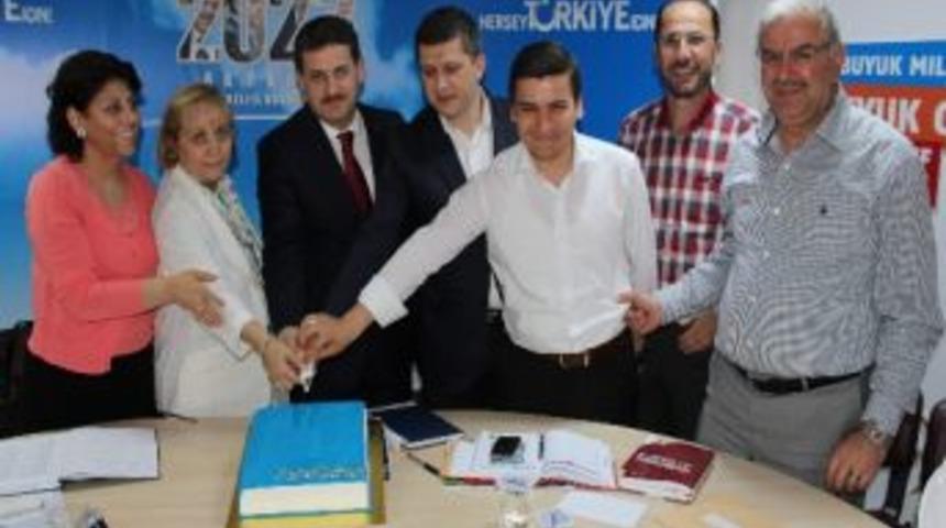 Azak Y&ouml;netim Kuruluna Veda Etti