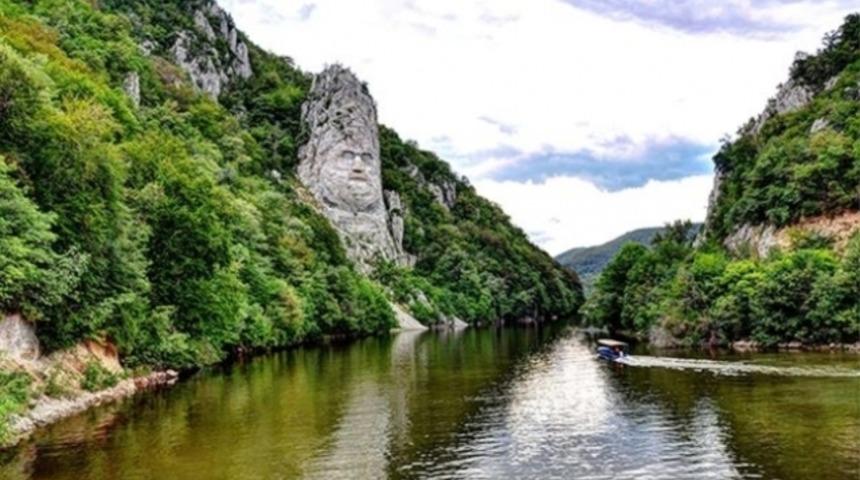 Romanya'ya gitmeniz i&ccedil;in 22 muhteşem sebep