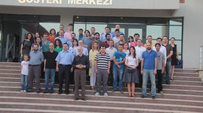 İyte'de 2. Mezunlar G&uuml;n&uuml; Kutlandı