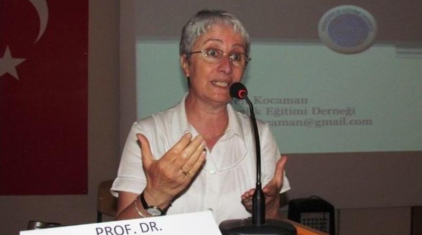 E&uuml; Sağlık Y&uuml;ksek Okulu&rsquo;nda Hemşirelik Haftası Kutlaması