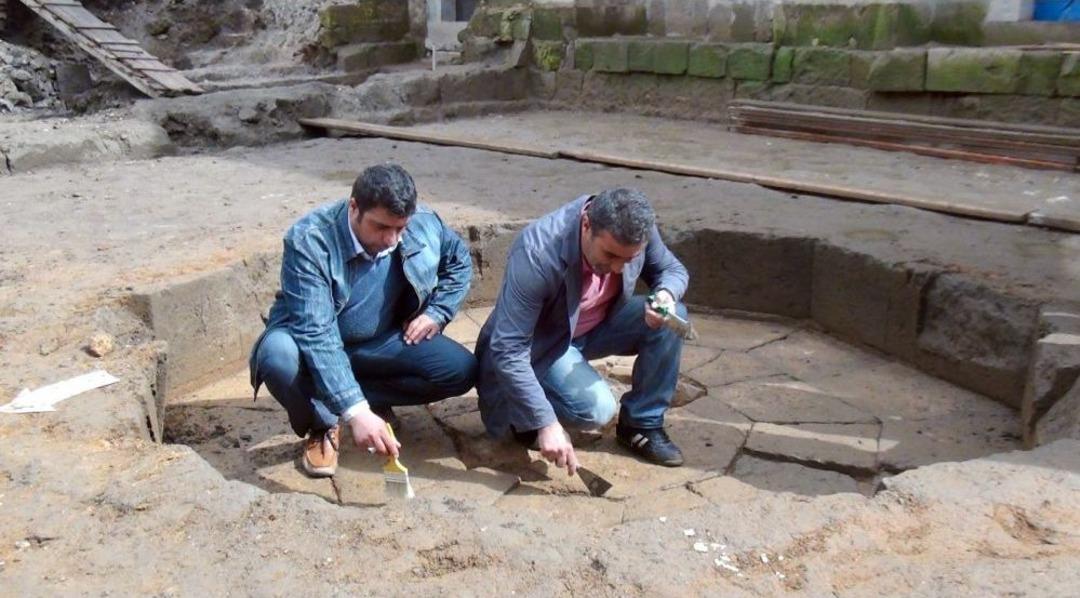 Restorasyon Kazısında Sel&ccedil;uklulara Ait 863 Yıllık Tarihi Bulgulara Rastlandı