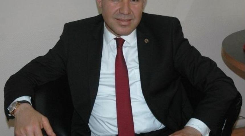 S&ouml;zl&uuml;: "heves İ&ccedil;in Değil Şehre Hizmet İ&ccedil;in Adayım"