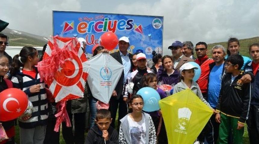 Zirvede U&ccedil;urtma Festivali