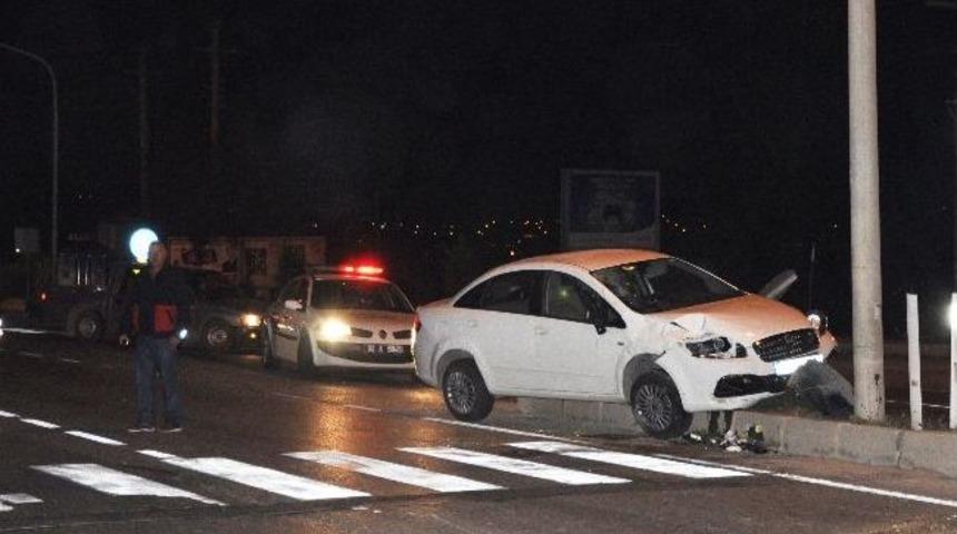 Mersin'de Trafik Kazası: 1 &Ouml;l&uuml;, 1 Yaralı