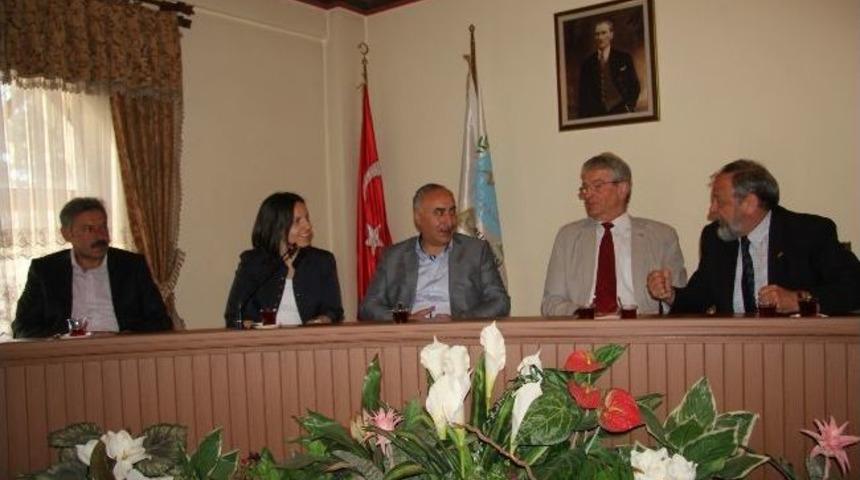Pforzheim T&uuml;rk-alman Dostluğu Derneği Y&ouml;neticileri Nevşehir Belediyesi&rsquo;nde