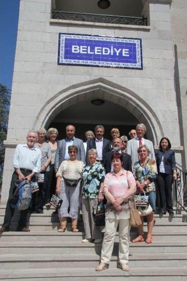 Pforzheim T&uuml;rk-alman Dostluğu Derneği Y&ouml;neticileri Nevşehir Belediyesi&rsquo;nde 2