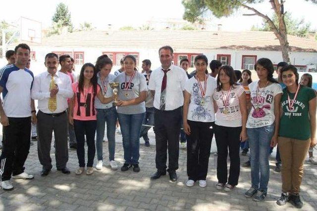 Altınova&rsquo;da Gen&ccedil;lik Ş&ouml;leni 2