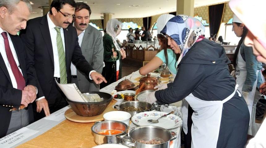 Ankara&rsquo;da Doğu Mutfağı Yarıştı