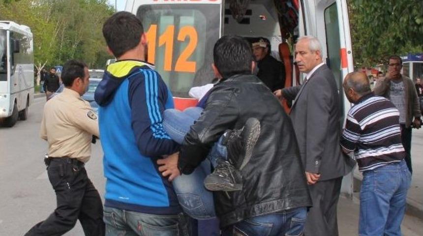 &Uuml;niversitede Kavga Dersleri İptal Ettirdi