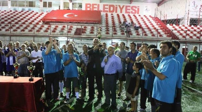 19 Mayıs Masterler Futbol Turnuvası Sona Erdi