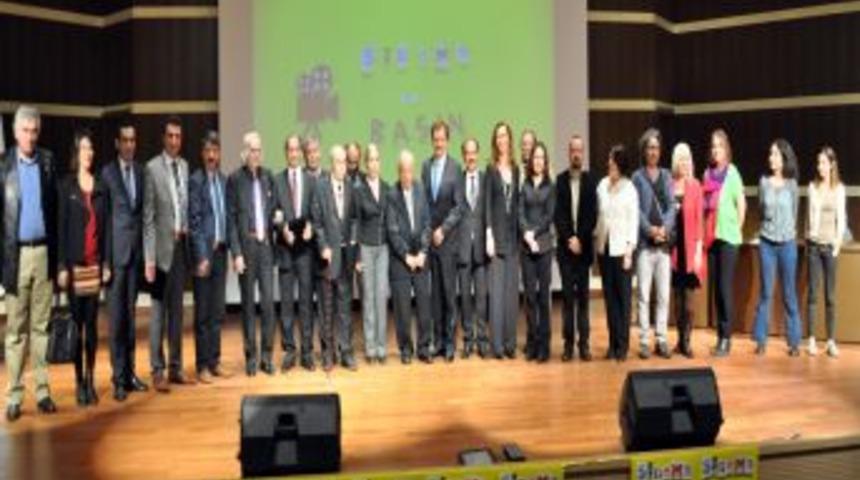 Dadaş Film Festivali &Ouml;d&uuml;lleri Verildi