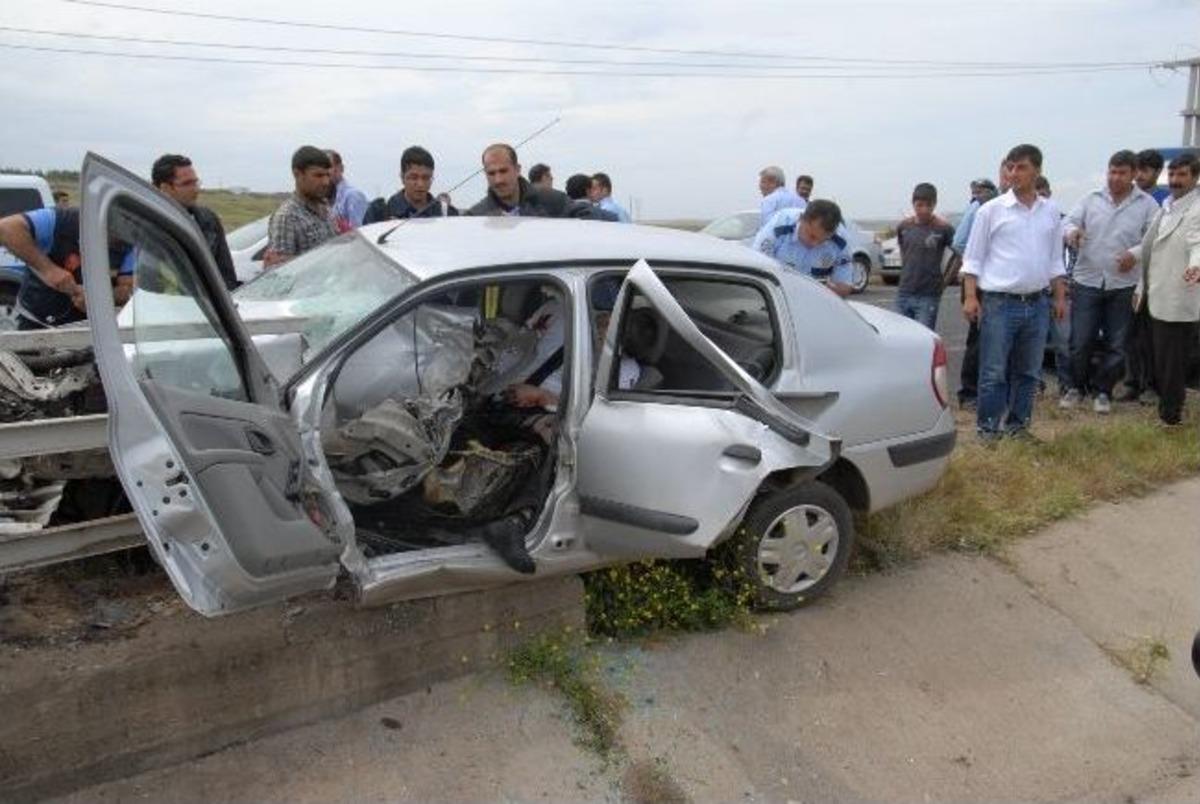 Siverek'te trafik kazası: 1 &ouml;l&uuml;
