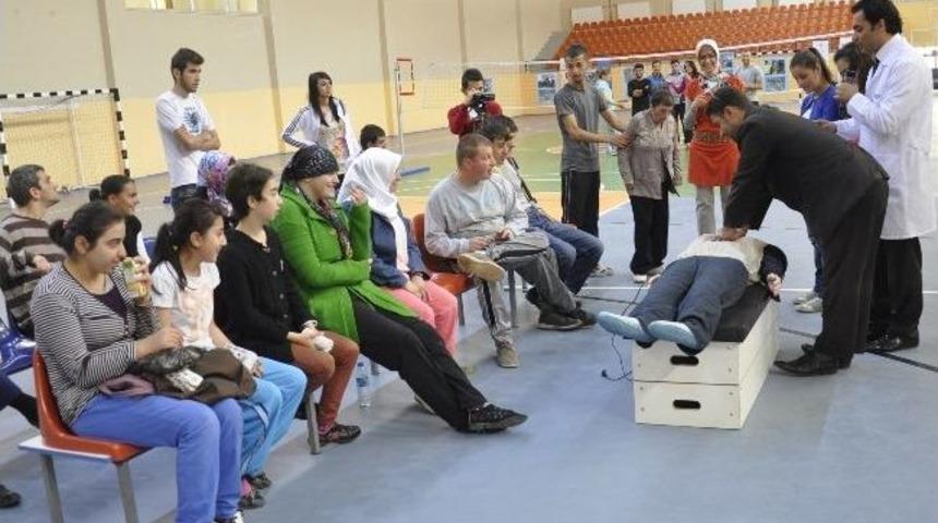 G&uuml;&rsquo;de Engelli &Ouml;ğrenciler Diploma Aldı