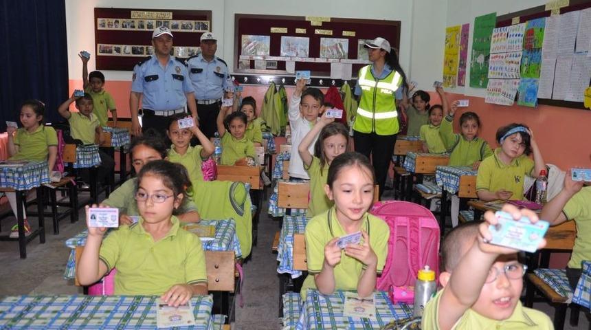 Afyon'da 11 Bin &Ouml;ğrenciye G&uuml;venlik Trafik Eğitimi