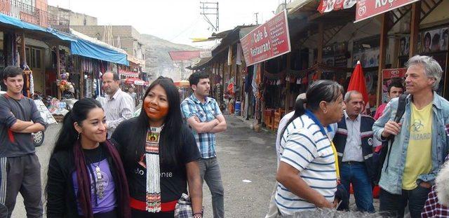 Amazon Yerlileri, Hasankeyflilerle Baraj Şantiyesinin Yolunu Kapattı 1