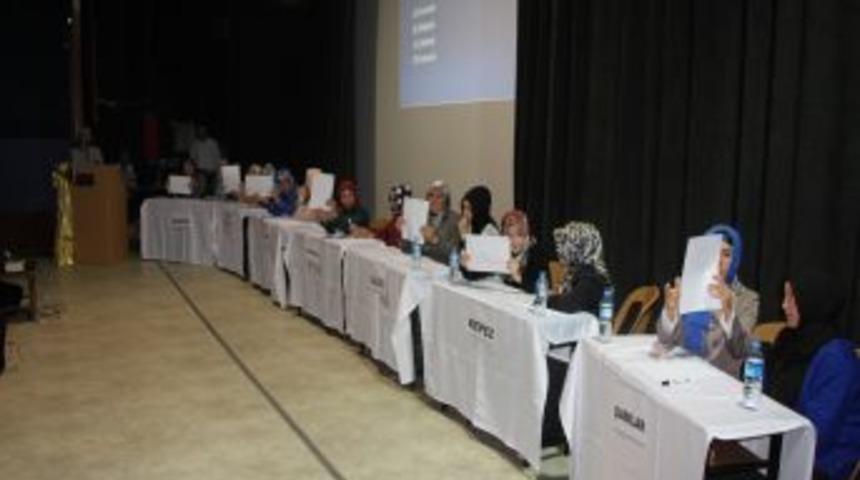 Yarışmada Dereceye Giren Kurs &Ouml;ğrencileri &Ouml;d&uuml;llendirildi