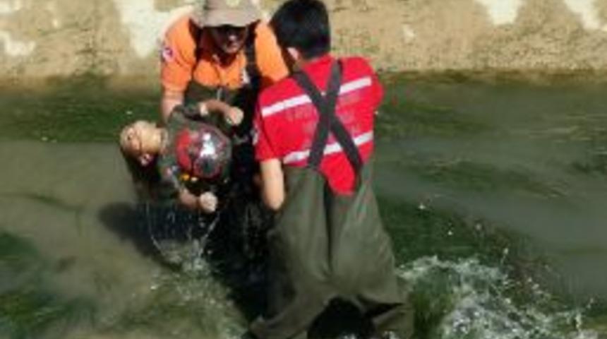 İsmihan Bebek Su Kanalında &Ouml;l&uuml; Bulundu