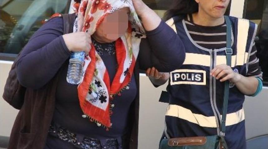 Evinde Fuhuş Yaptıran 2 Kişi G&ouml;zaltına Alındı