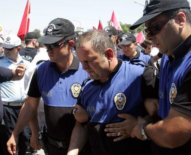 Akil İnsanlar Protestocuları Atlattı 2