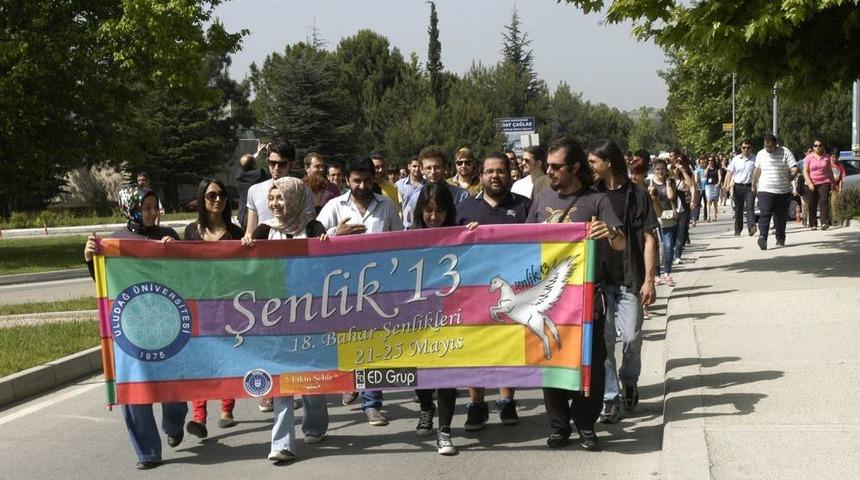 U&Uuml;&rsquo;de Bahar Şenliği Başladı