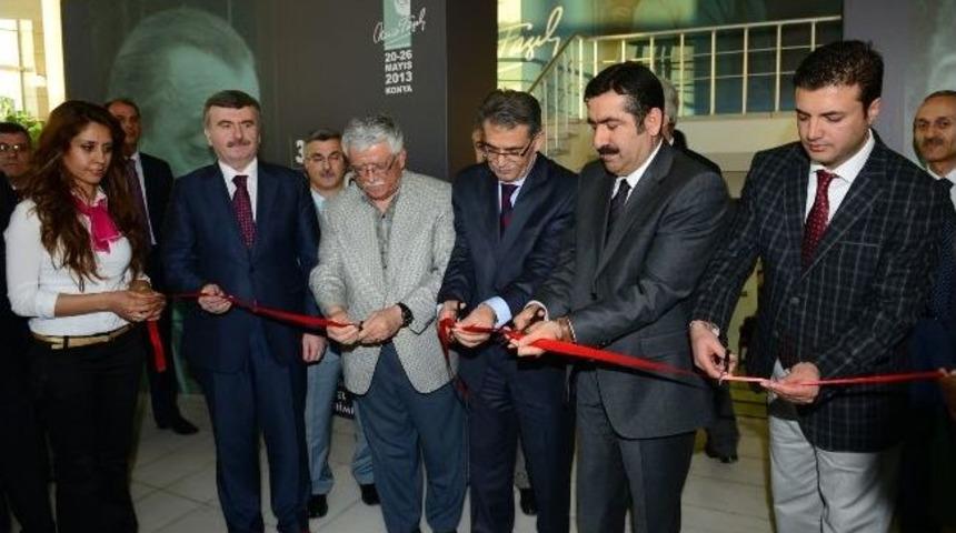 Necip Fazıl Sergi Ve Video Projeksiyon Sunumuyla Anlatıldı