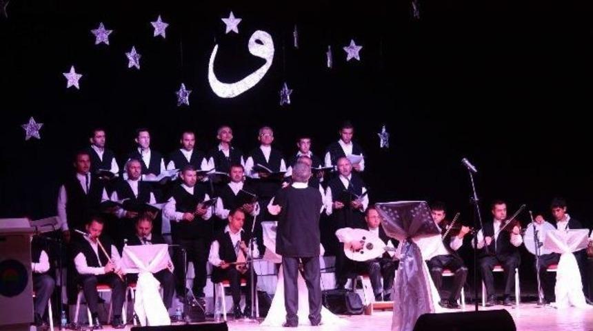 Tokat Belediyesi Korosu Yılın İlk Konserini Verdi