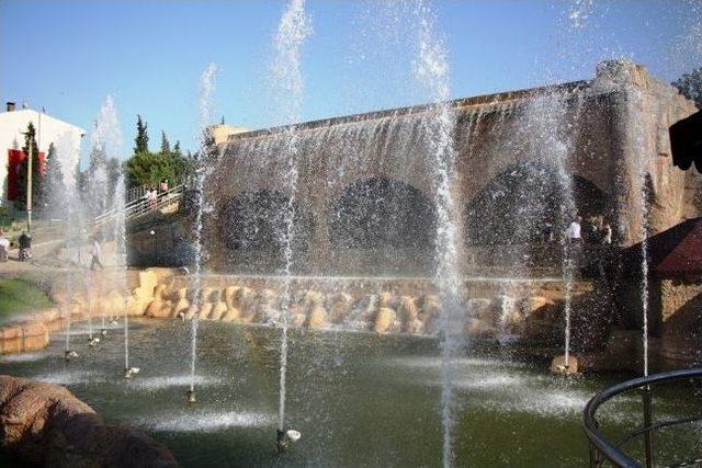 Alaşehir Belediyesi&rsquo;nden Şelalali Dinlenme Alanı 1