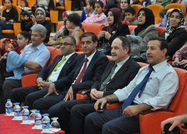 Batman &Uuml;niversitesi Anaokulu &Ouml;ğrencileriyle Şenlendi 1