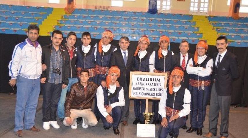 Halk Oyunlarında Erzurum İki Şampiyonluk Kazandı