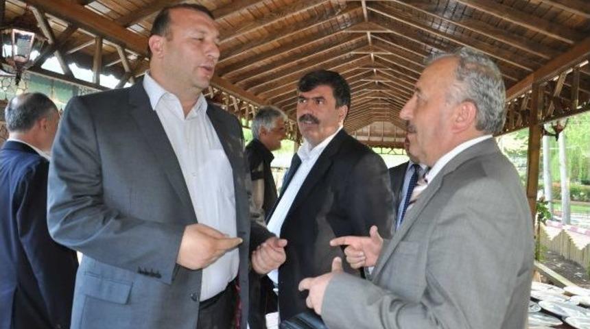 Ak Partili Belediye Başkanları Dursunbey'de