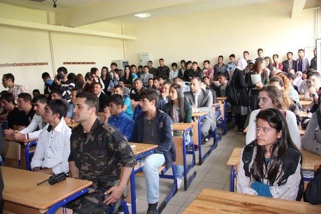 Bing&ouml;l&rsquo;de &lsquo;gen&ccedil;ler Polis Oluyor&rsquo; Projesi 1