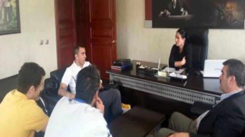 Streetball Finalistleriden Belediyeye Ziyaret