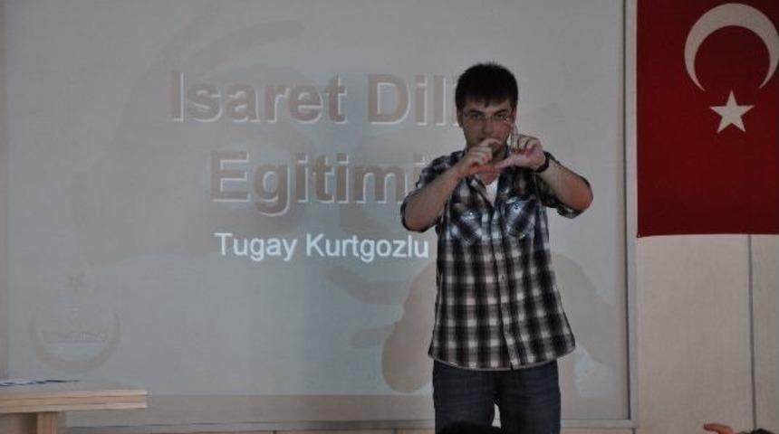 Sağlık &Ccedil;alışanları &ldquo;işaret Dili&rdquo; &Ouml;ğreniyor