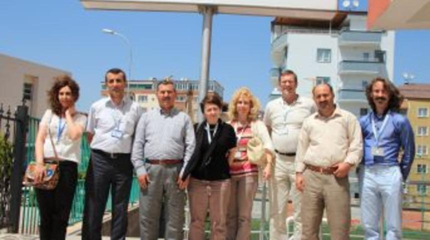 Sevgi &Ccedil;i&ccedil;eği'ne Cambridge'den uluslararası sertifika fırsatı