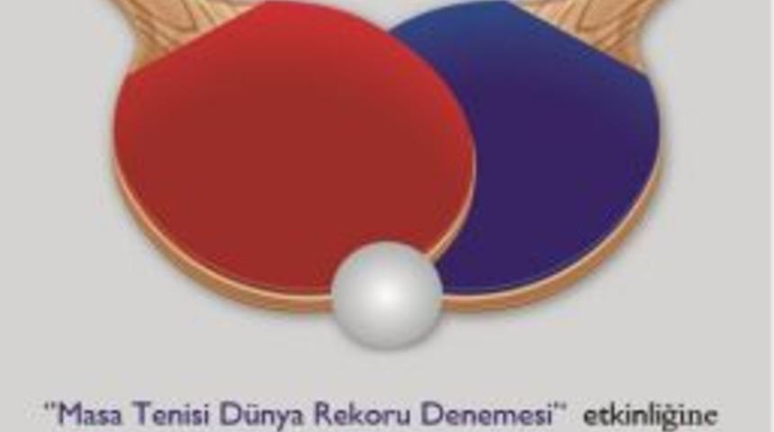 Futbol Sahasında Masa Tenisi Rekor Denemesi