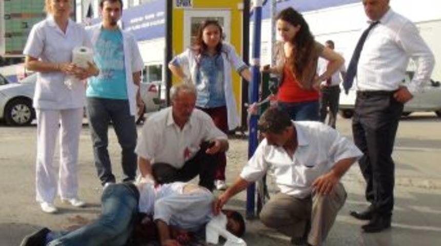 G&uuml;venlik g&ouml;revlisi, sokak ortasında bı&ccedil;aklandı