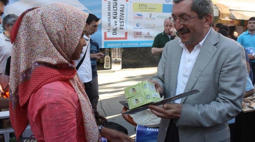 Sri Lanka'dan Gelen &Ouml;ğrencilere Coşkulu Karşılama