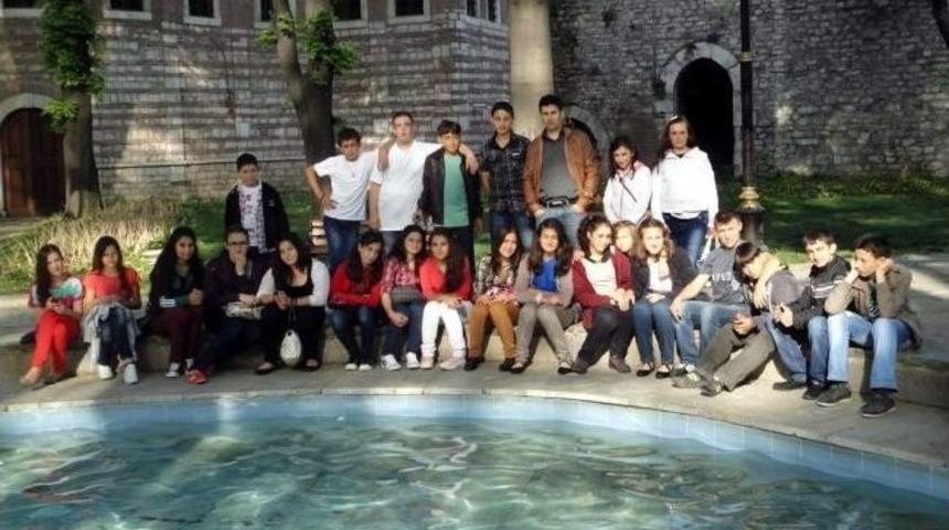 Balyalı &Ouml;ğrenciler İstanbul'u Gezdi