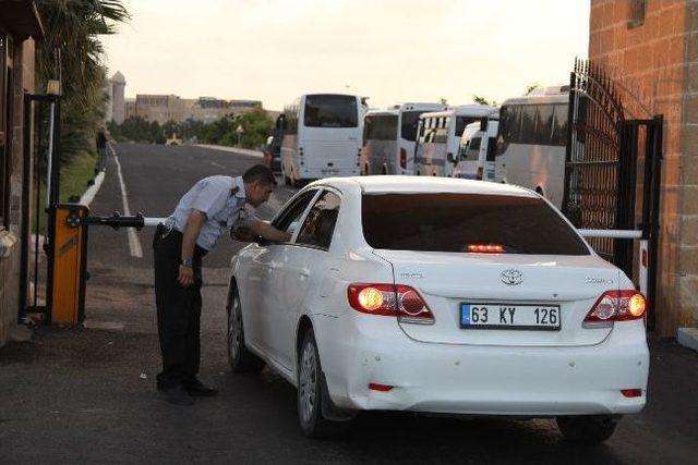 Harran Üniversitesi’nde Kavga: 3 Yaralı