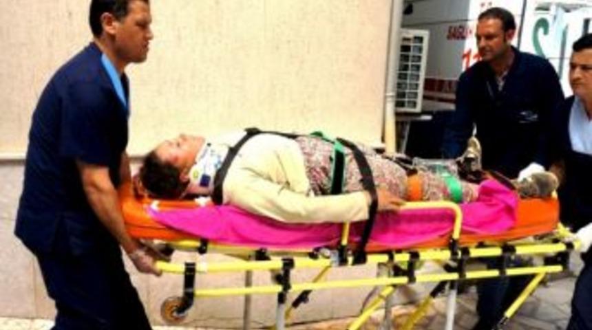 Sarıg&ouml;l'de Trafik Kazası: 1 &Ouml;l&uuml;, 1 Yaralı