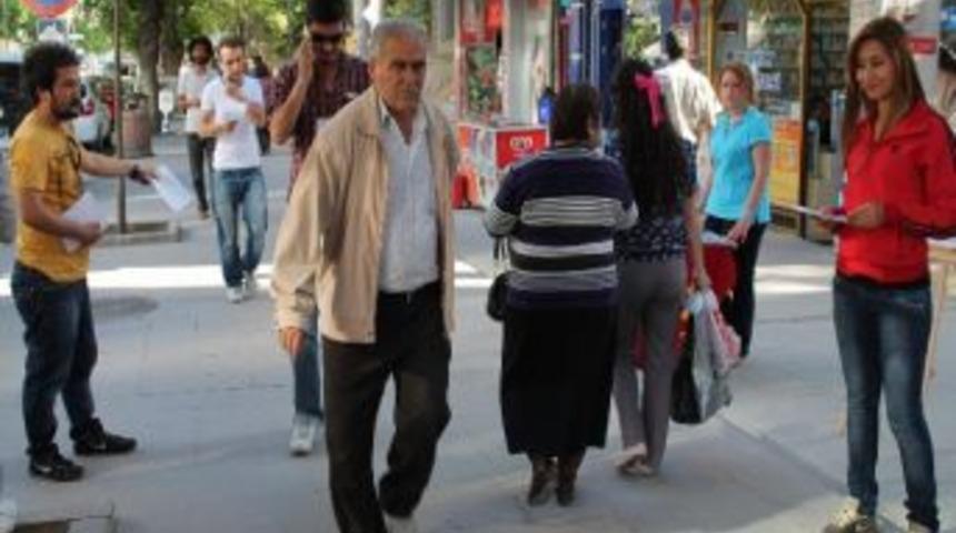 Tkp Kırşehir İl &Ouml;rg&uuml;t&uuml; Dışişleri Bakanı Davutoğlu'nu İstifaya Davet Etti